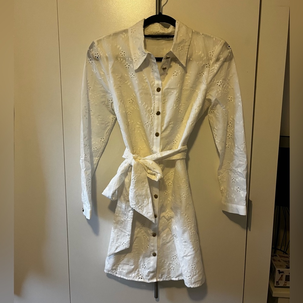 White long sleeve summer dress